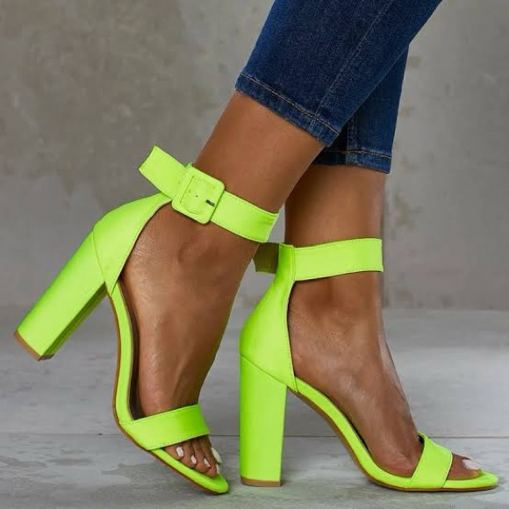 TORRID Neon Green Women's Block Heel Sandals 9 WW